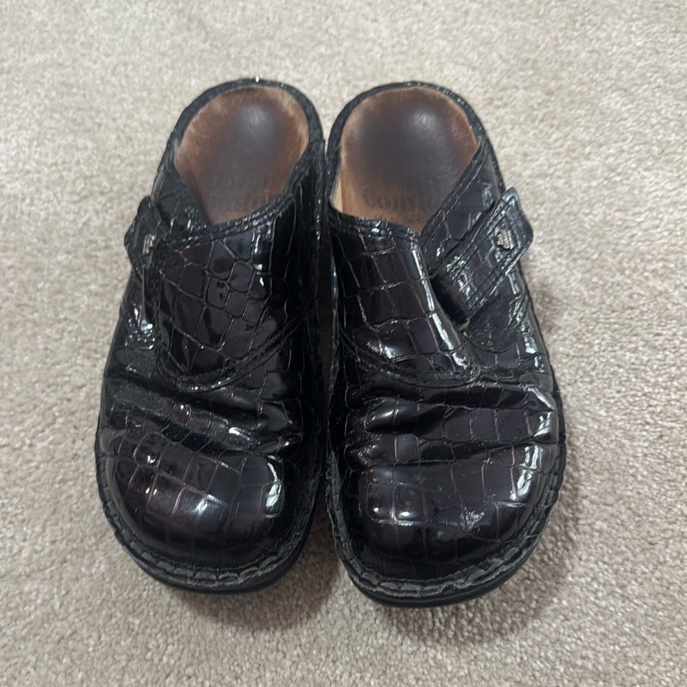 Finn Comfort Black Dress Shoes Elegant Design